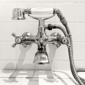 overhead-water-tank-float-valve